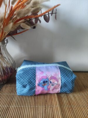 trousse de toilette stitch