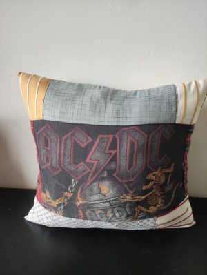 Coussin ACDC